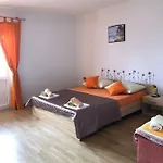 Appartamento Mate Baška Voda
