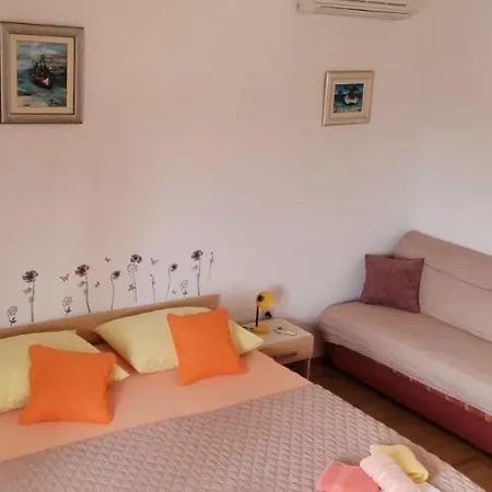 Mate Apartment