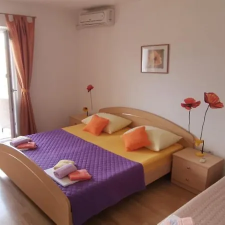 Mate Apartment