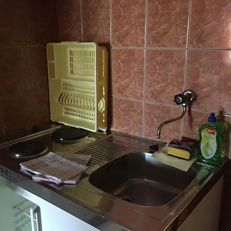 Mate Apartment *